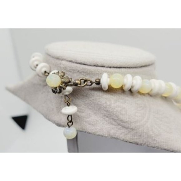 Stunning Vintage Miriam Haskell 1950 Vaseline Glass Yellow Necklace Signed Rare - Picture 4 of 10